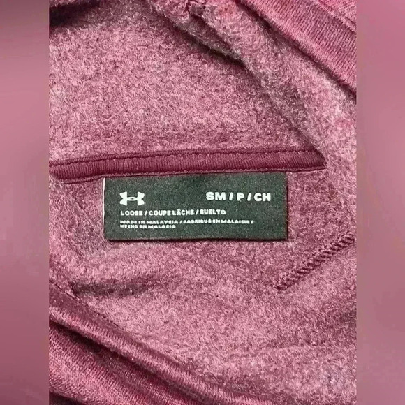Under Armour Cowl Neck Hoodie Loose Size S Maroon Large Logo EUC - Picture 6 of 6